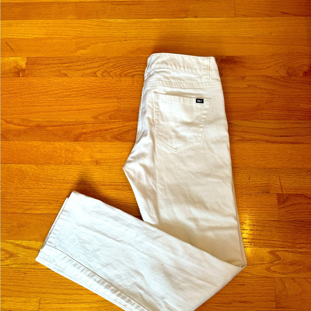 Vineyard vines white jeans  straight leg. Preppy casual  beach